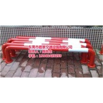 道路隔離公路護欄的作用與類型解析